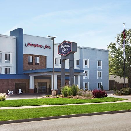 Hampton Inn Kansas City Блу Спрингс Екстериор снимка