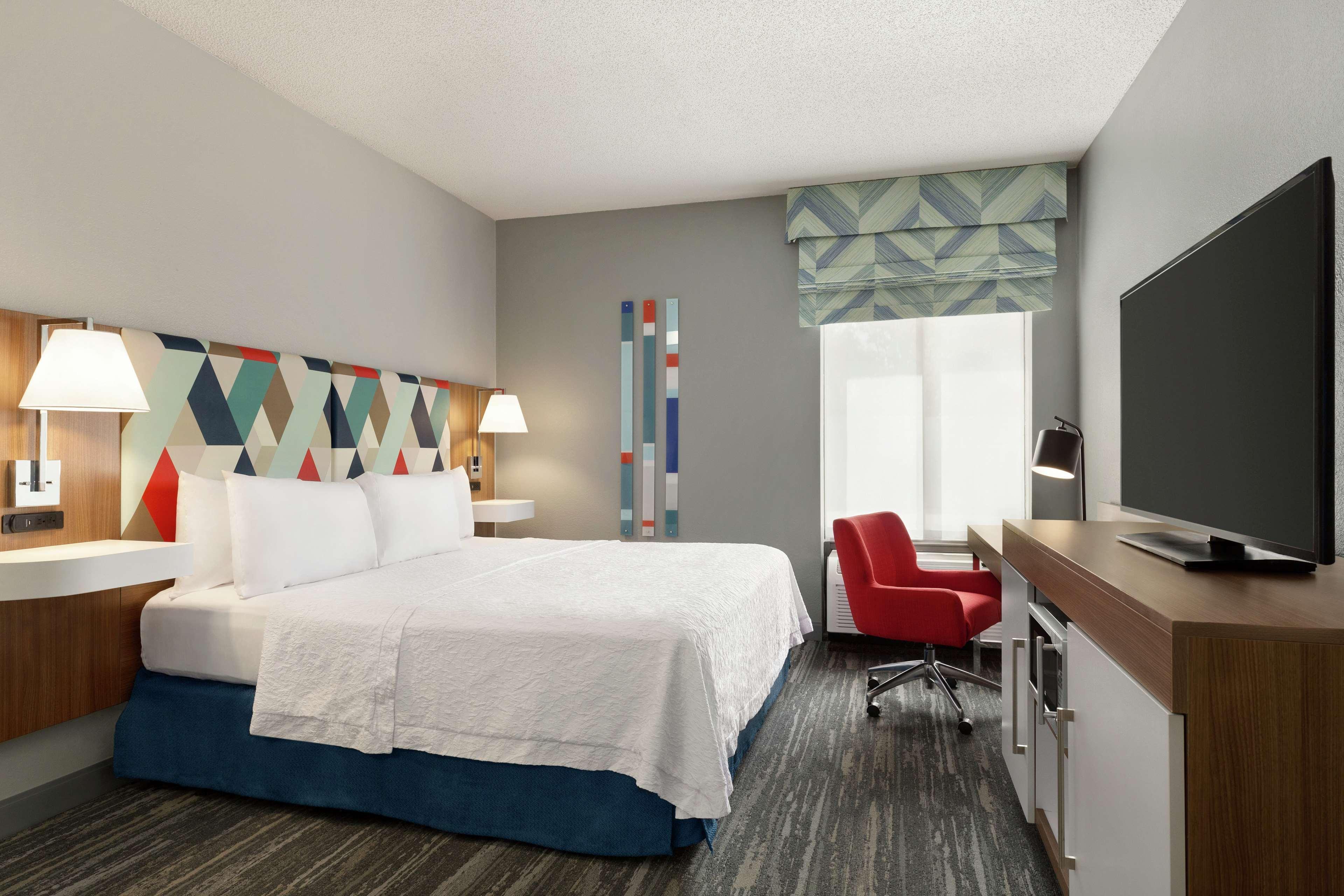 Hampton Inn Kansas City Блу Спрингс Екстериор снимка