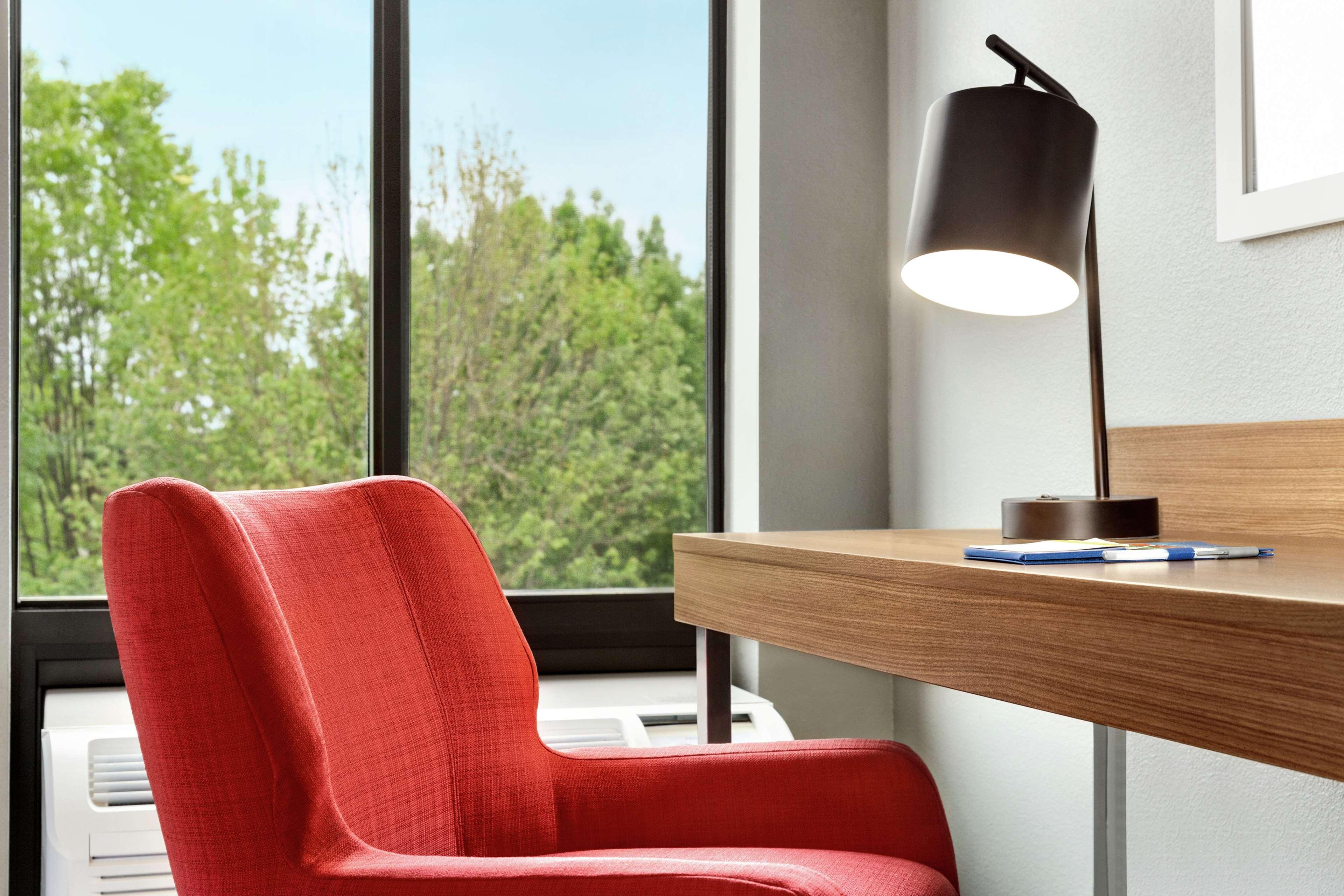 Hampton Inn Kansas City Блу Спрингс Екстериор снимка