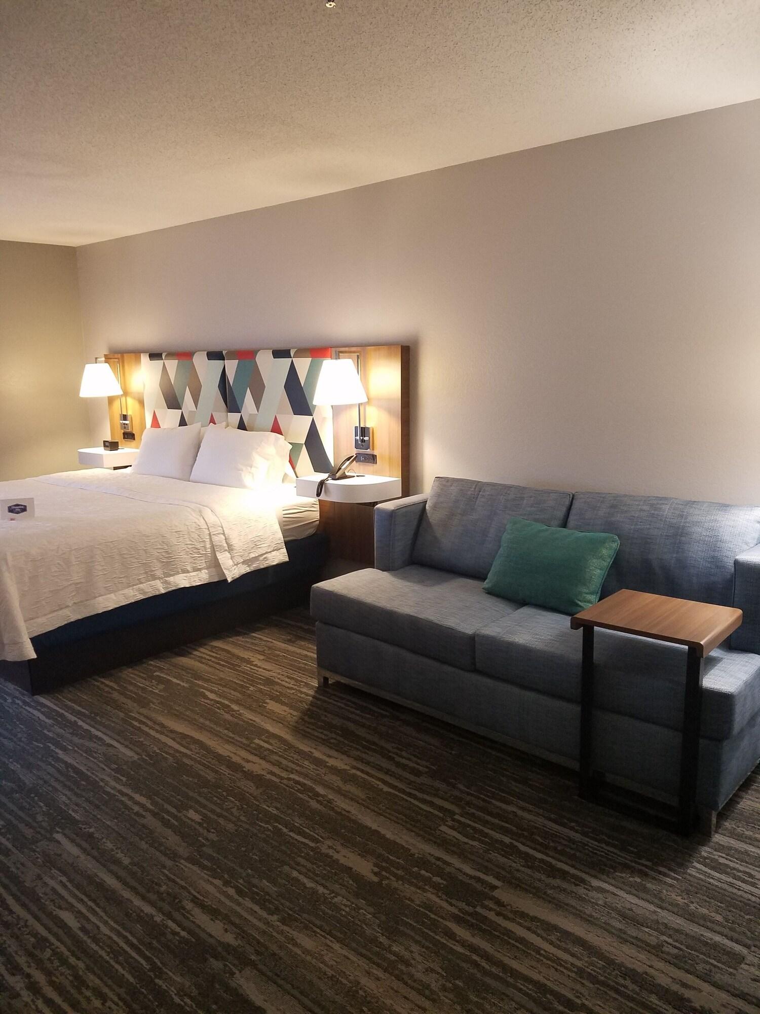 Hampton Inn Kansas City Блу Спрингс Екстериор снимка