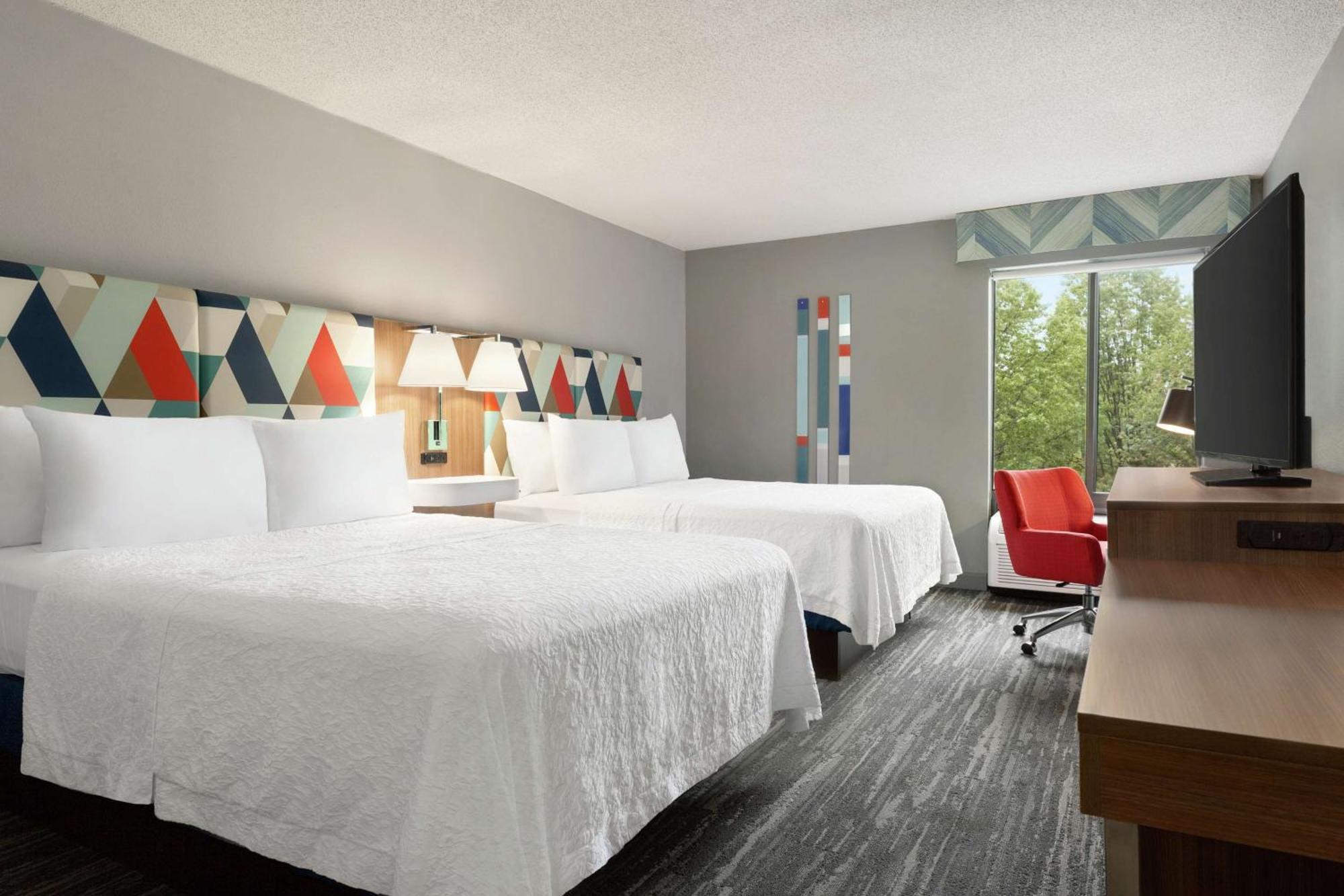 Hampton Inn Kansas City Блу Спрингс Екстериор снимка